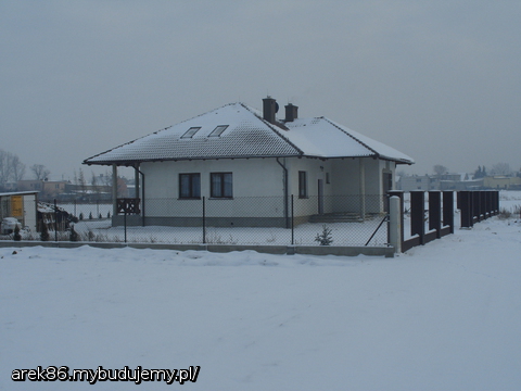 Domek w zimowej scenerii:)