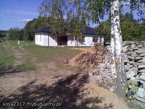 OBECNIE ZIMA 2012/2013 CZEKAMY NA POGODĘ I ROBIMY INSTALACJE HYDRAULICZNĄ, PODŁOGÓWKĘ I WYLEWKI MIXOKRETEM.