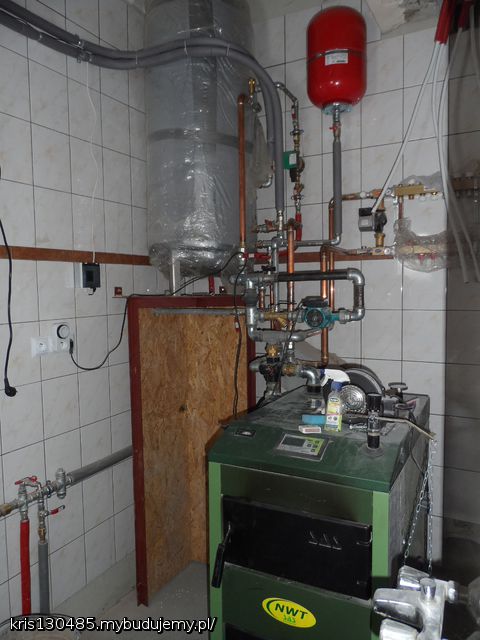 prawie cała w okazałości ..... -kotłownia