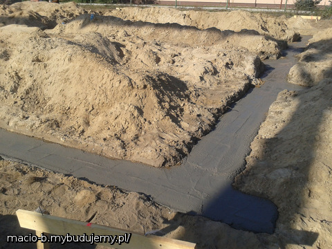 Wylewanie ław zakończone