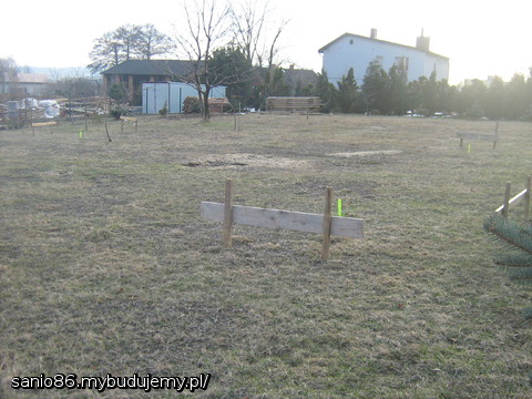 Działeczka i wytyczenie domu :)