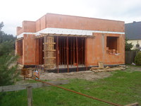 Ścianki kolankowe urosły