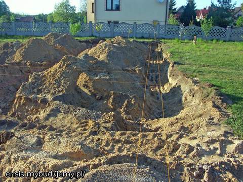 2009.05.01_18-24
fundamenty