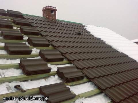 2009.12.30_15-06
układanie dachówki c.d.