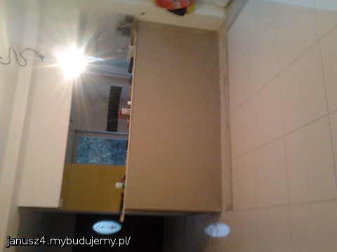 widok na barek i kuchnie