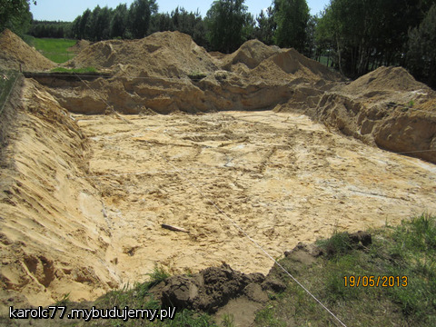 koniec wykopów - pod ławy kopaliśmy recznie