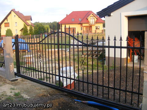 jeszcze bez napędu ale działa:)