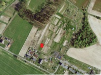 Dom zaznaczony na czerwono.