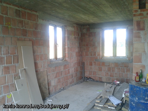 Kuchnia widziana z salonu