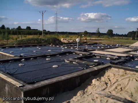 pod ścianki działowe poszły belki i wreszcie chudziak