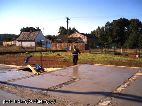 pod ścianki działowe poszły belki i wreszcie chudziak