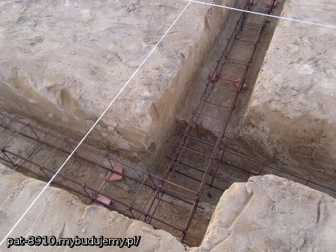 Beleczka oczekuje na betonik