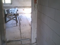 Nad garażem. Z czasem będzie tu dodatkowa sypialnia.