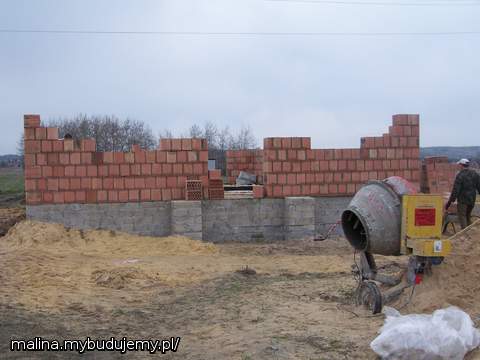 widok od strony wejścia