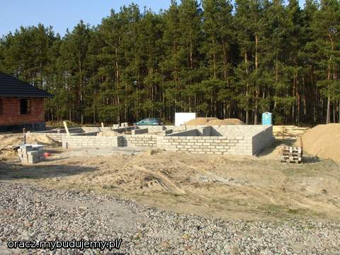kwiecień 2010