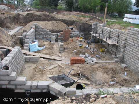 BUDOWA PIWNICY