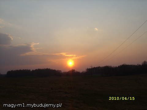 TAK TAM BEDZIE RANO PIĘKNIE;)TYLKO ROBACZKOWM TROCHE DOMKÓW ZNISZCZYMY:(PRZEPRASZAMY