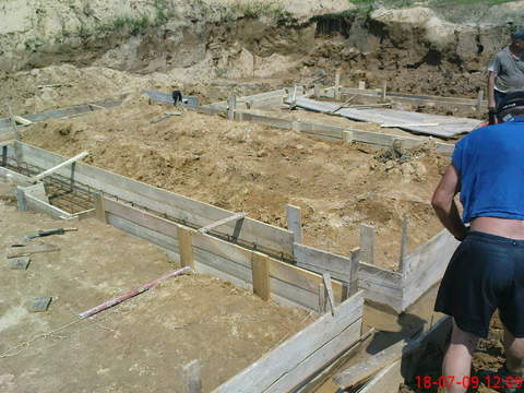 start - budujemy domek, tak było kiedyś ;)