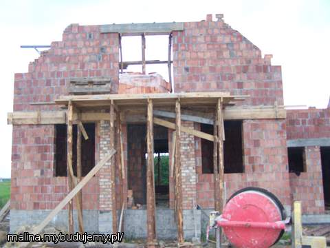 widok z przodu domku