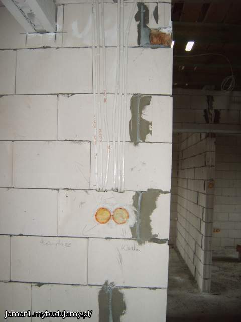 i w koncu wszystkie kabelki spotkaly sie w jednym miejscu