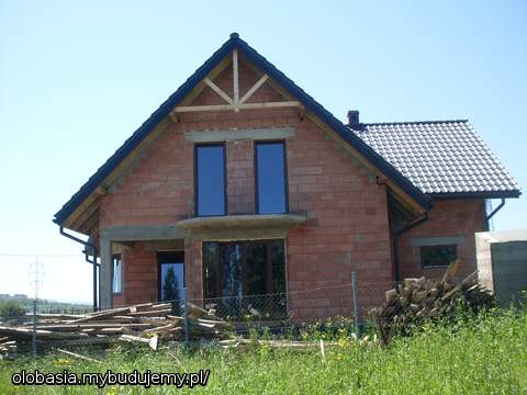 ...okna w kolorze orzech...