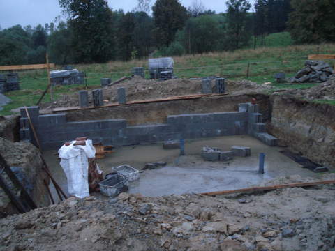 powoli do góry ruszyła piwnica ;)