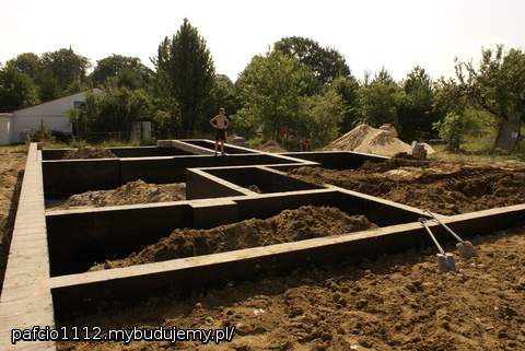fundamenty Montany