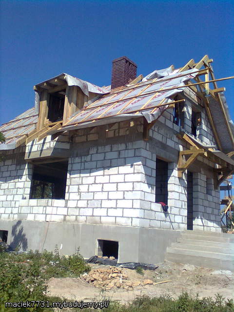 kolejny etap- polozenie folii membranowej