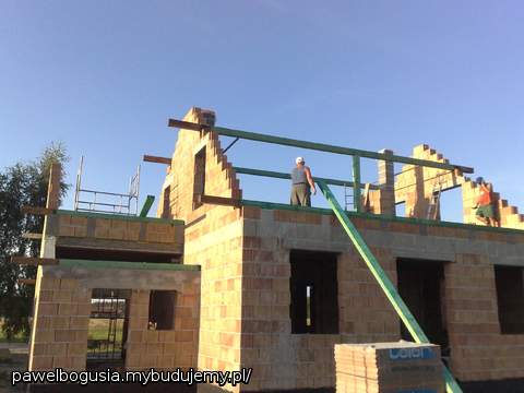 Wreszcie ruszyła praca nad więźba.