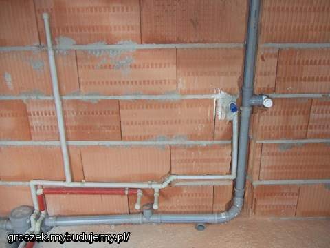 Instalacja wodna w gornej lazience