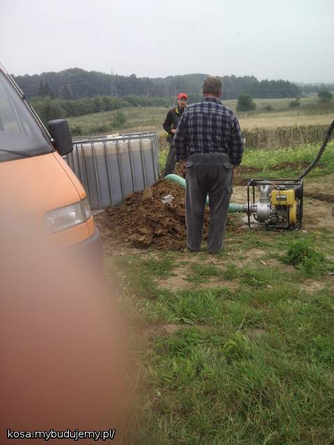 baniaki z woda do plukania