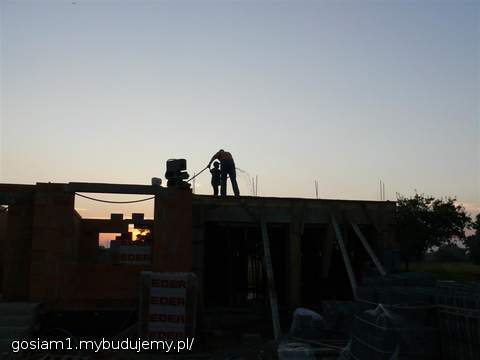 Rodzinne chwile na budowie :) - 11-09-2010