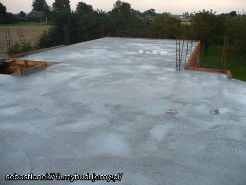 Strop wylany - sierpień 2010