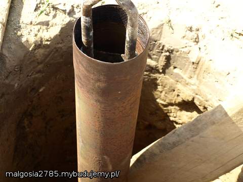 wiercenie studni - kwiecień 2010