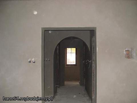 Widok z salonu na hol