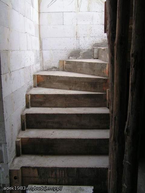 Klatka schodowa - widok z parteru