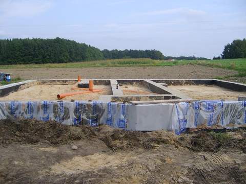fundament odrenowany i ocieplony