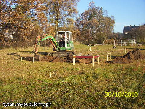 pierwsze  kopnięcia