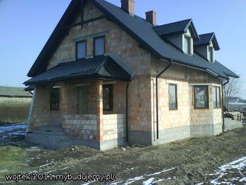 Od strony wejścia do domu