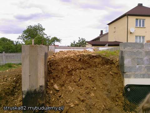 schody tył tylko bez schodów :)