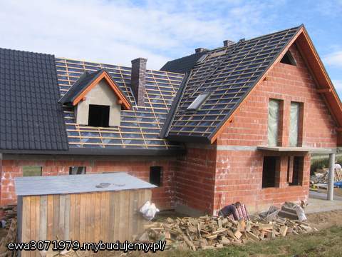 październik 2010 blachodachówka