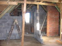 październik 2010 wykonanie ścianek działowych