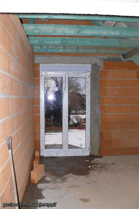 Okno balkonowe w pokoju Bartka - 04-02-2011