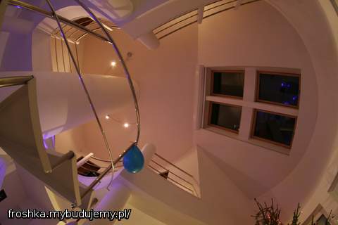 okna dachowe nad jadalnią