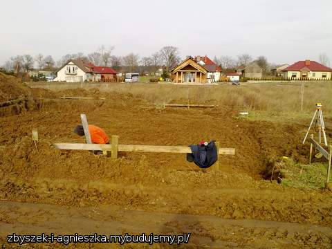 Narazie fundamenty :)) Ale od czegoś trzeba zacząć :)