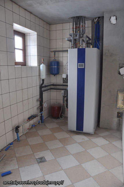 nasza szafa w kotłowni - zamiast pieca :)