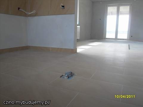 widok na wysepkę i na salon