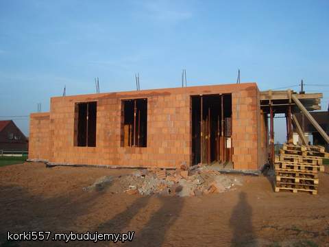 W oczekiwaniu na cieślę, stan na 22-04-2011.