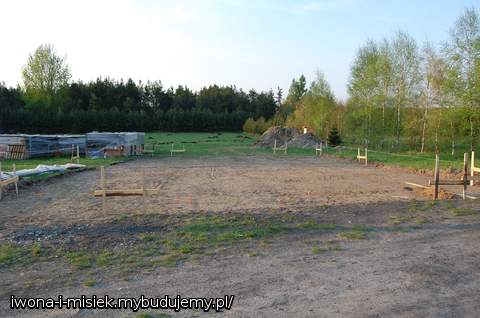 Nasza działeczka z wytyczonym domkiem.