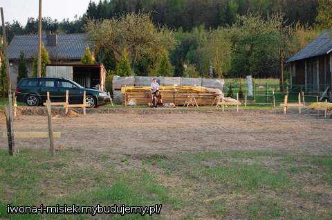 ... w oddali Mamusia i Mężuś :)